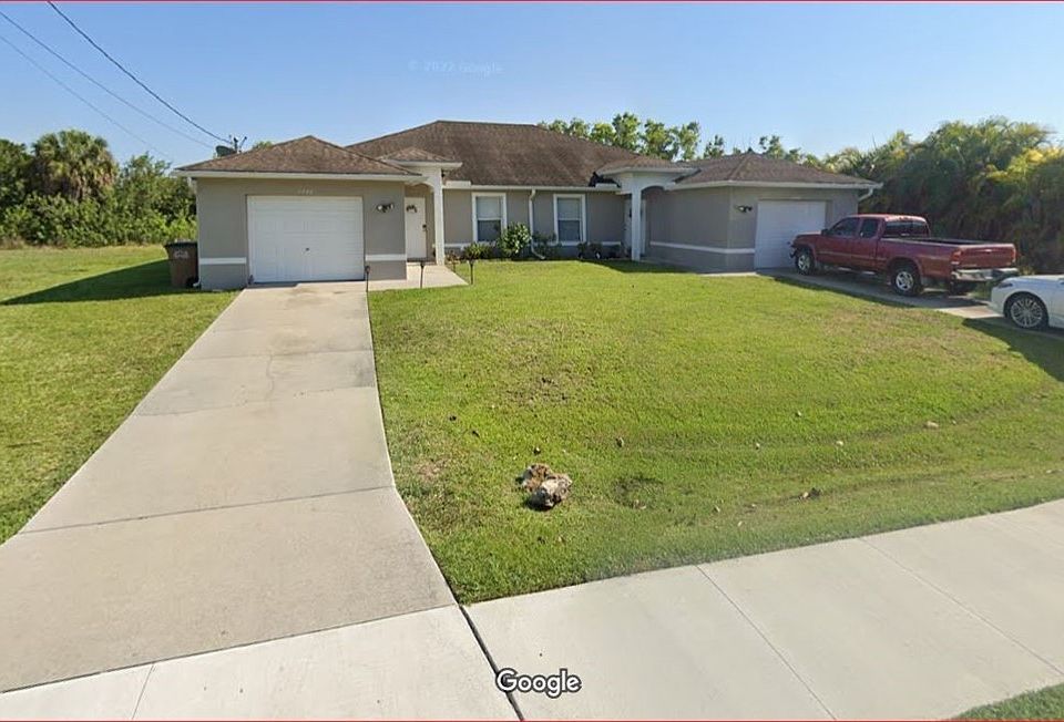 1st image of 2046/2048 NE 6th St