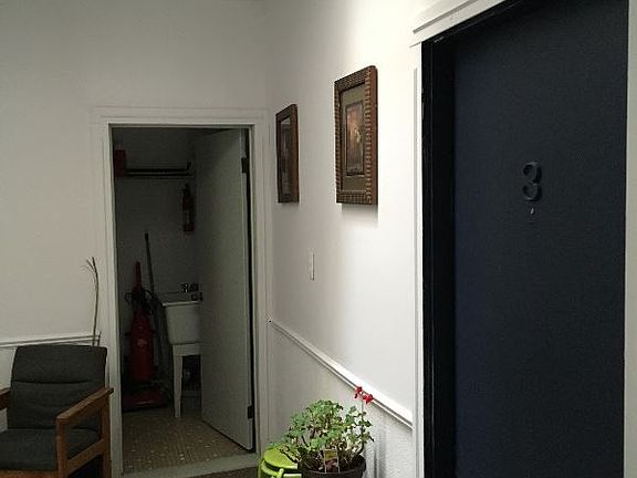 5th image of 2719 10th St APT 2