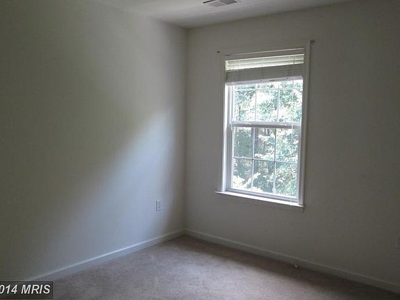 3rd image of 1022 Allen Ave