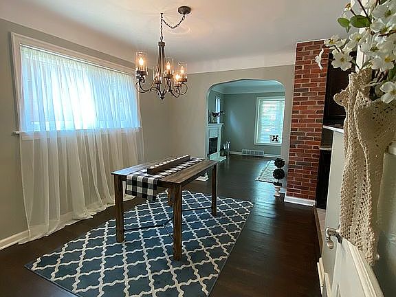 5th image of 1770 Idlehurst Dr