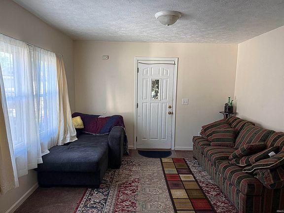 2nd image of 222 E Fairview Ave