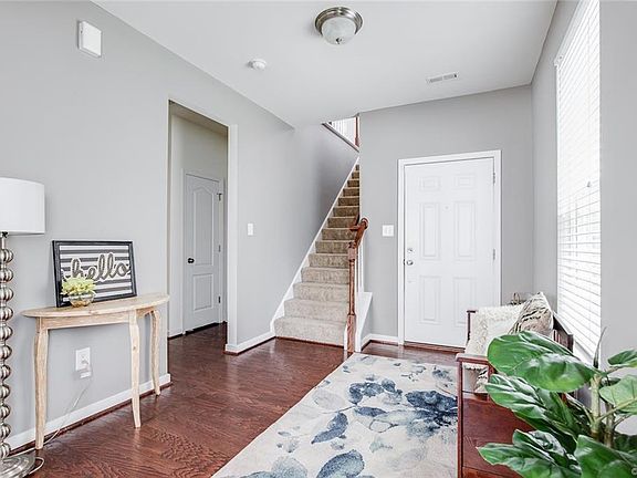 4th image of 8857 Seaycroft Dr