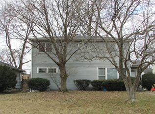 112 N Iowa Ave, Addison, IL 60101