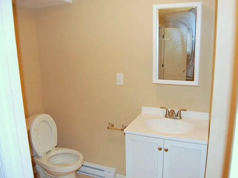 320 Jefferson St #GRF — Photo 8
