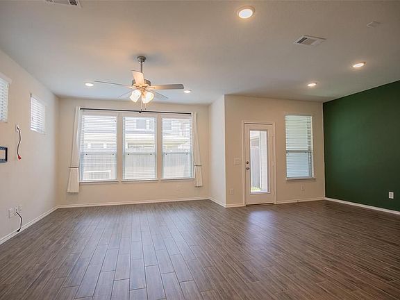 2nd image of 3415 Avondale View Dr
