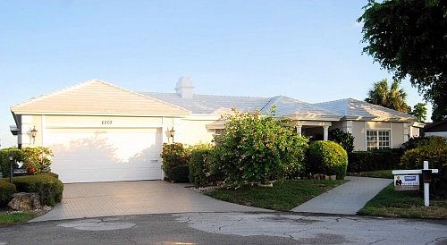 1st image of 6202 Hazelwood Cir