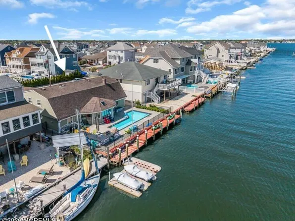 1829 Lookout Drive, Toms River, NJ 08753