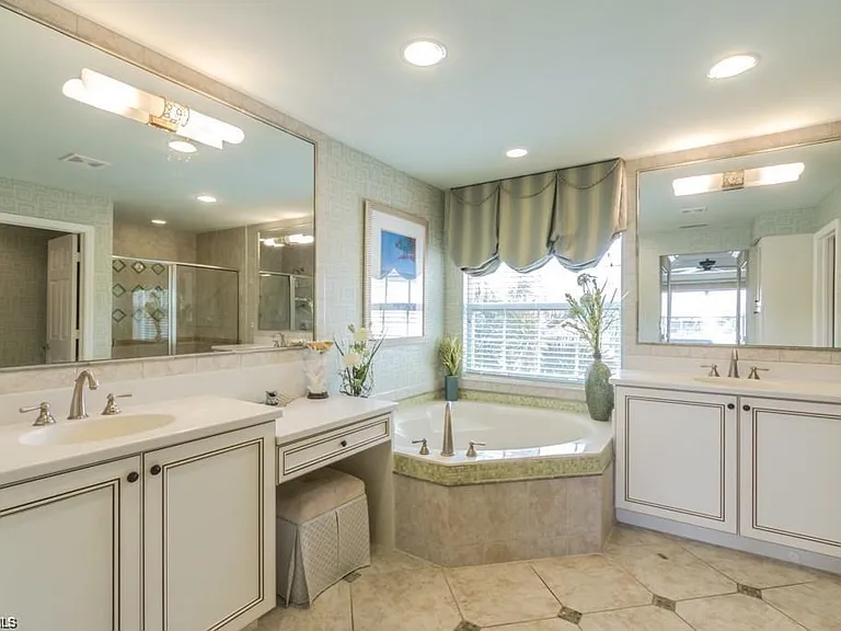 10305 Longleaf Pine Ct — Photo 21
