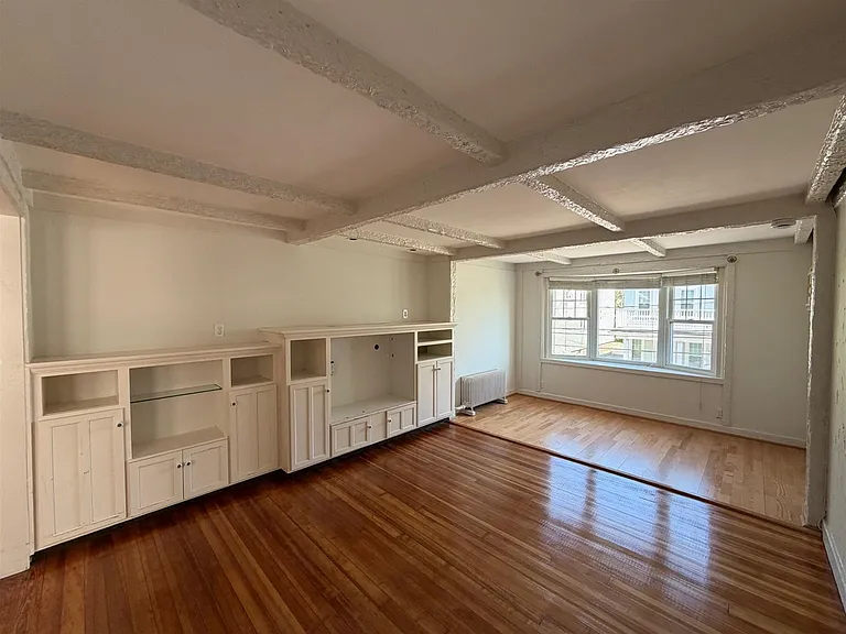 57 Clarendon Ave #1 — Photo 15