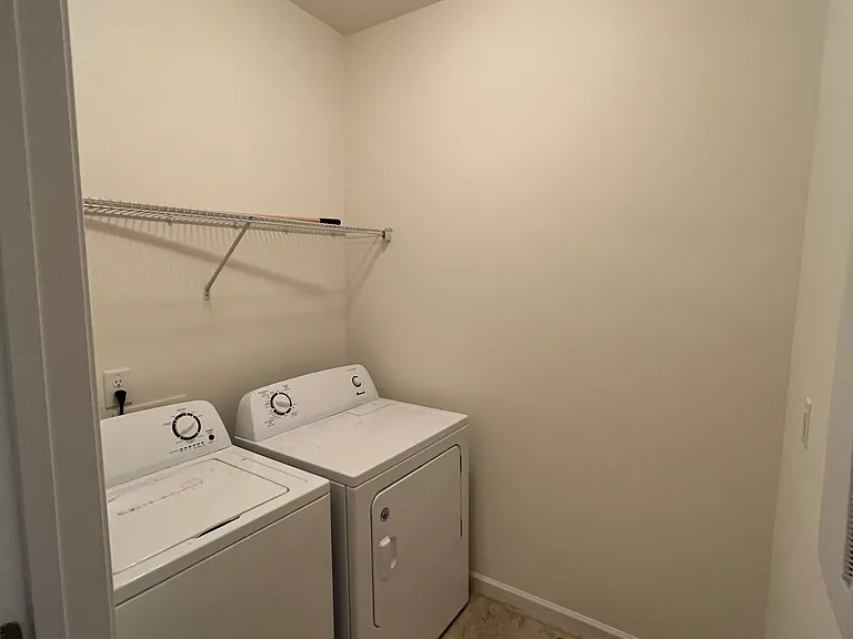1013 Delight Dr — Photo 10