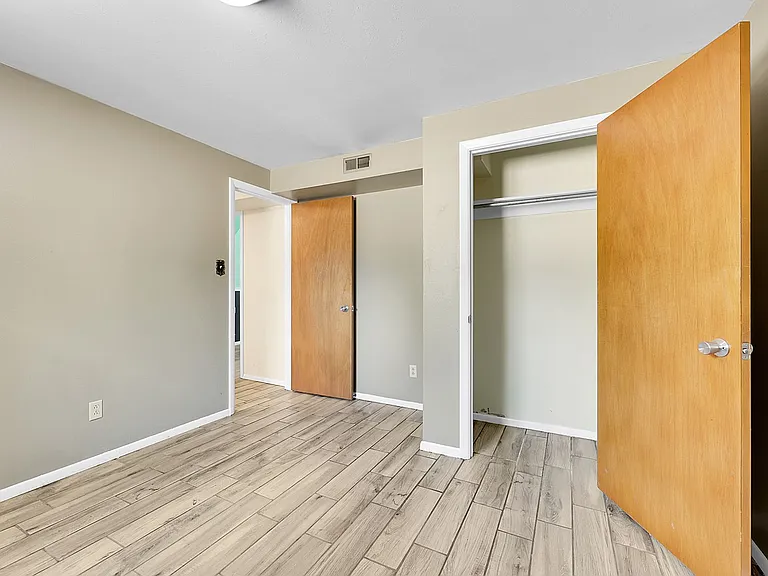 4220 Edwinstowe Ave — Photo 23