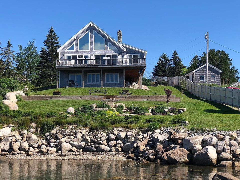 1st image of 28 City Point Road