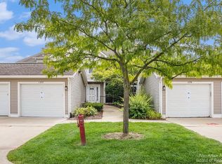 1587 Oakfield Dr, Ann Arbor, MI