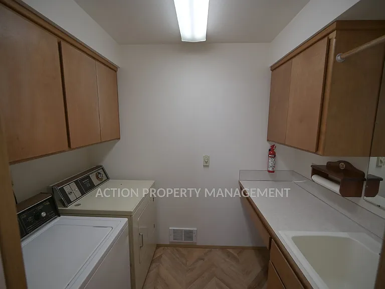 760 N Spencer Farm Pl — Photo 14