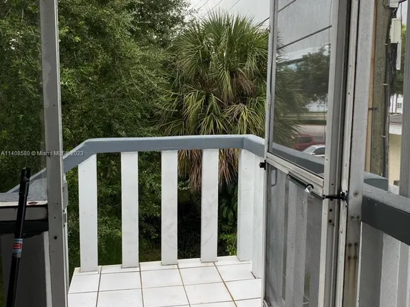 2646 Polk St APT 19, Hollywood, FL 33020
