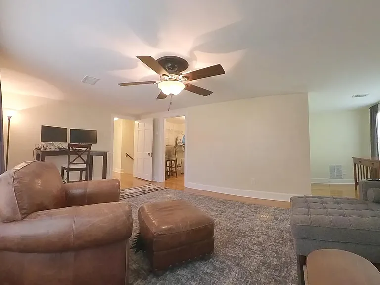 147 Jesselin Dr — Photo 14