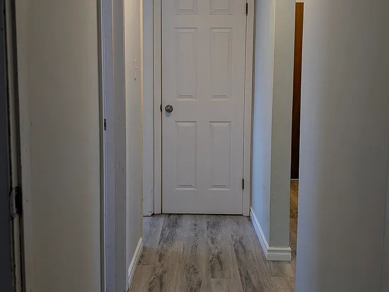 265 Macdonnell St #6 — Photo 7