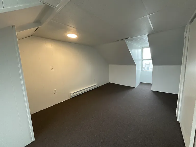 30 Chestnut St — Photo 10