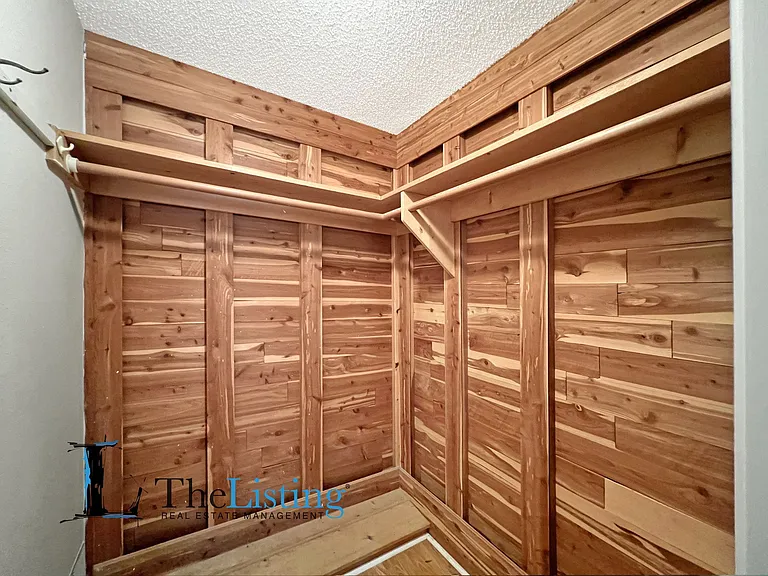 8312 Mill Creek Ln — Photo 17