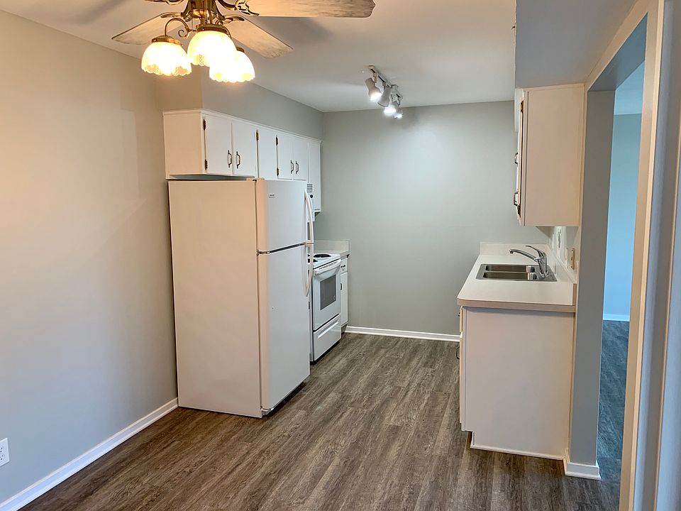 1st image of 5611 Goodhue Dr #204