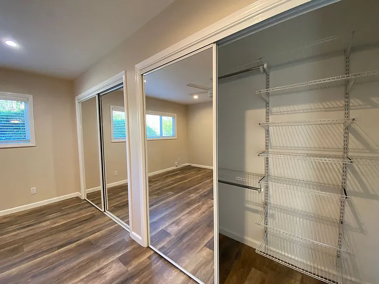 5900 Cahill Ave — Photo 28