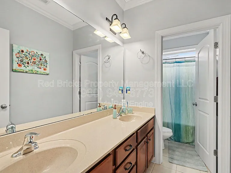 10644 Euclid Ave NW — Photo 26