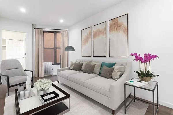 Rented by Compass | media 2