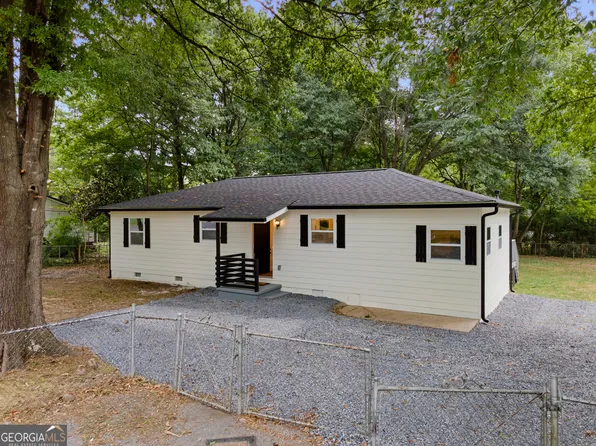 316 Circle Dr, Calhoun, GA 30701