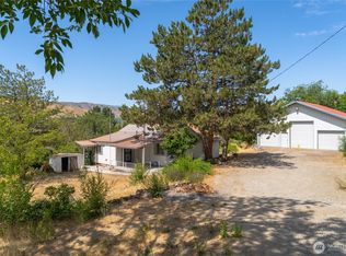 1403 Lower Sunnyslope Rd, Wenatchee, WA 98801