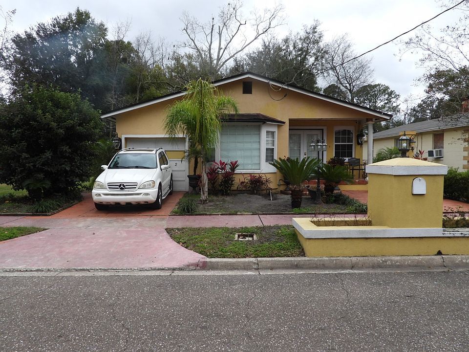 1st image of 1822 W 23rd St