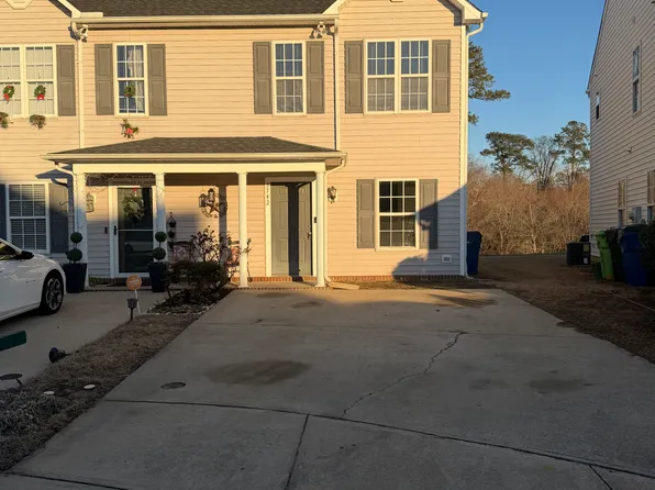 5742 Osprey Cove Dr, Raleigh, NC 27604