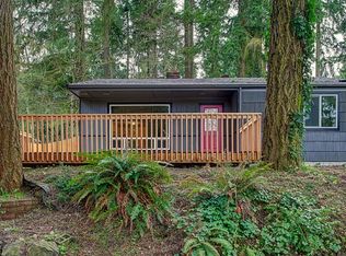 18737 Ballinger Way NE, Lake Forest Park, WA 98155