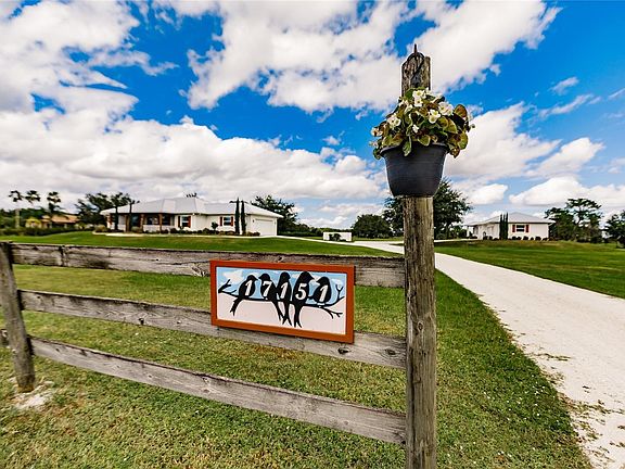 5th image of 17151 Deer Prairie Dr