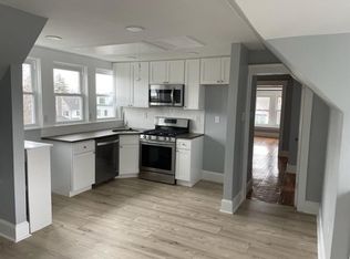 536 Walnut Ln APT 3, Philadelphia, PA 19128