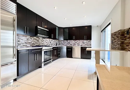 35 Woodpecker Way Photo 1