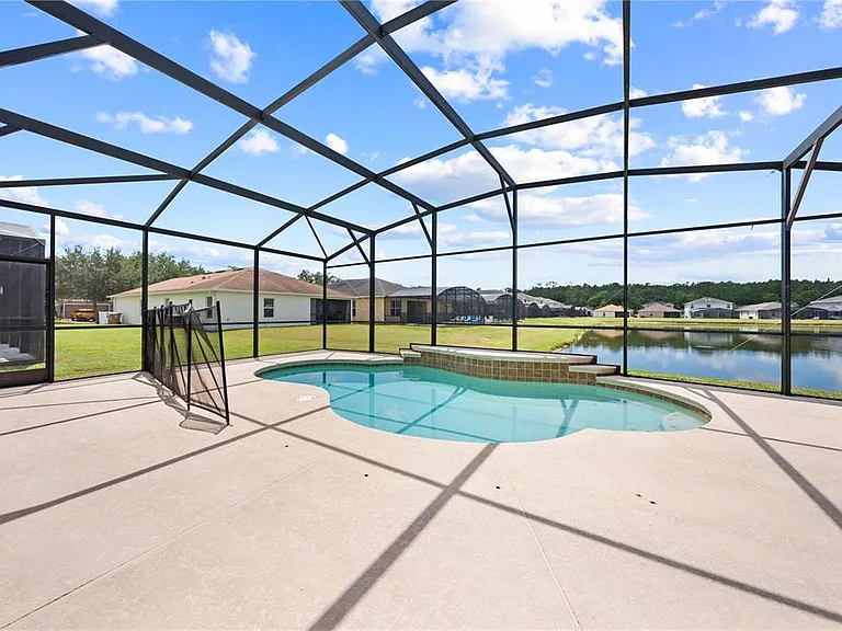 4704 Ruby Red Ln — Photo 46