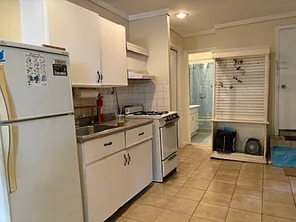 Rented by Alexiou Realty