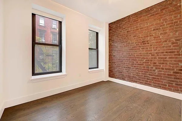 Rented by REAL New York | media 6