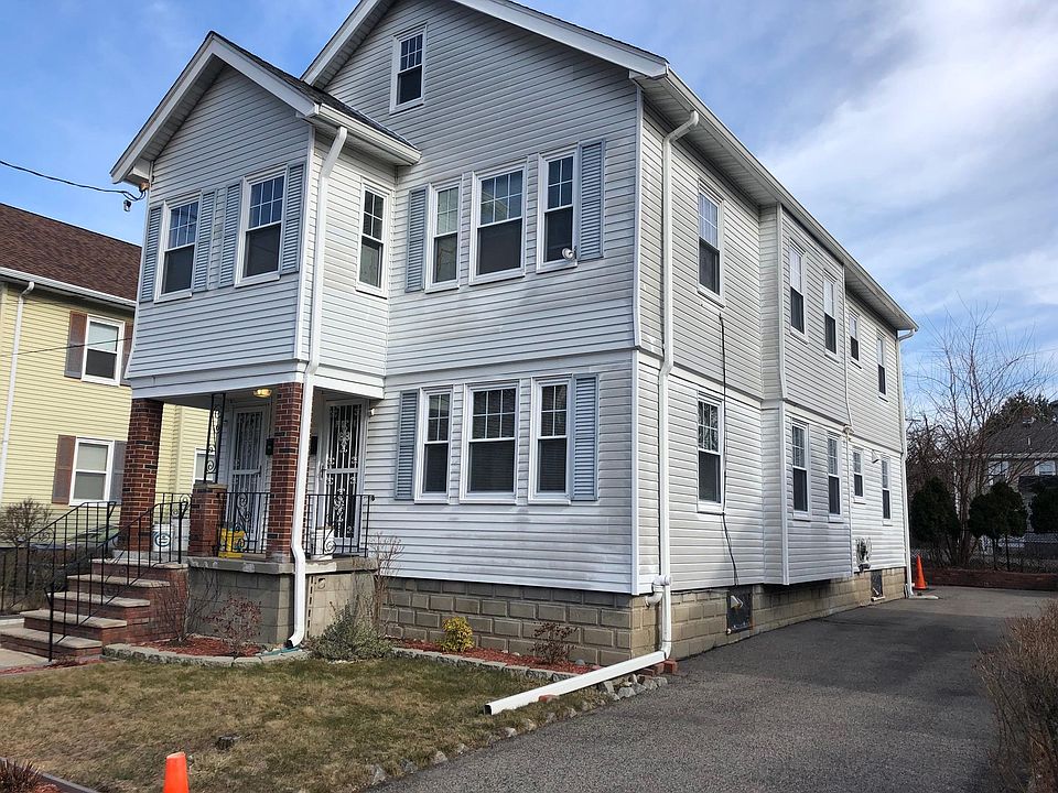 1st image of 12 Sanderson Pl Suite 1