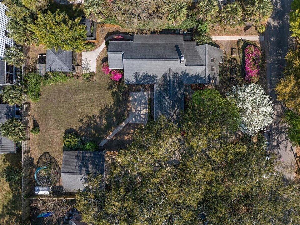1st image of 1409 Barbara St