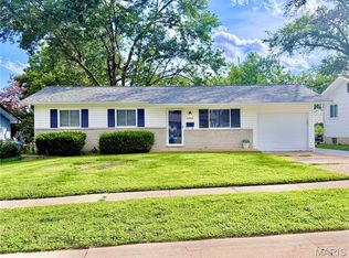 2040 David Dr, Florissant, MO 63031