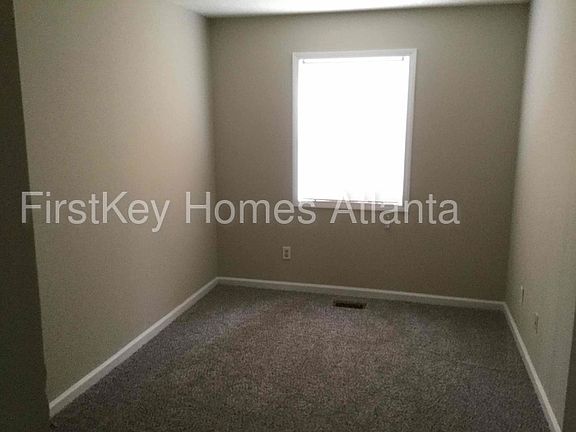 5th image of 223 Clydesdale Dr