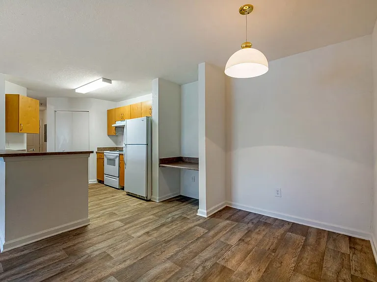 Ryan Oaks Apartments — Photo 21