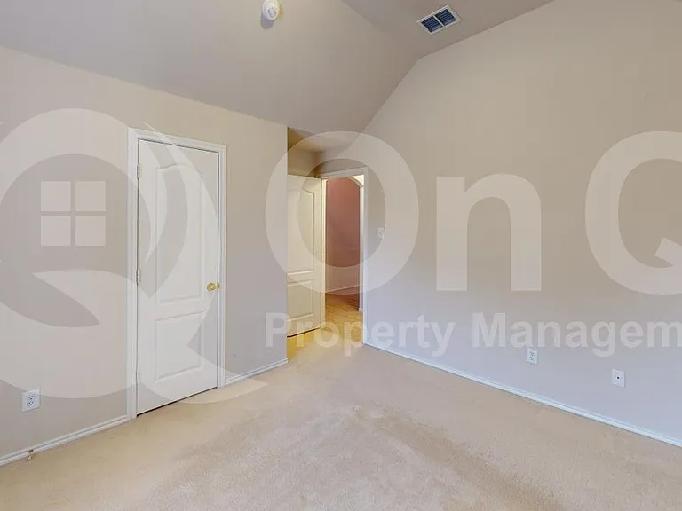 10514 Saint Georges Dr — Photo 11