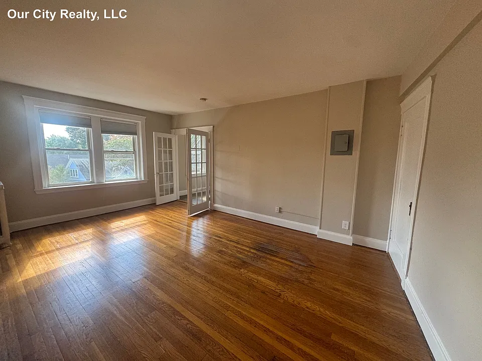15 Linnaean St #15