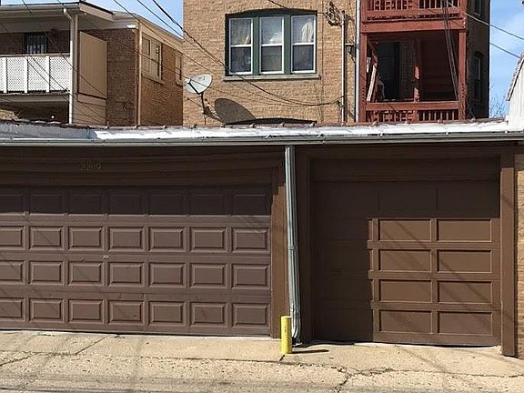3rd image of 2209 W Thome Ave #B