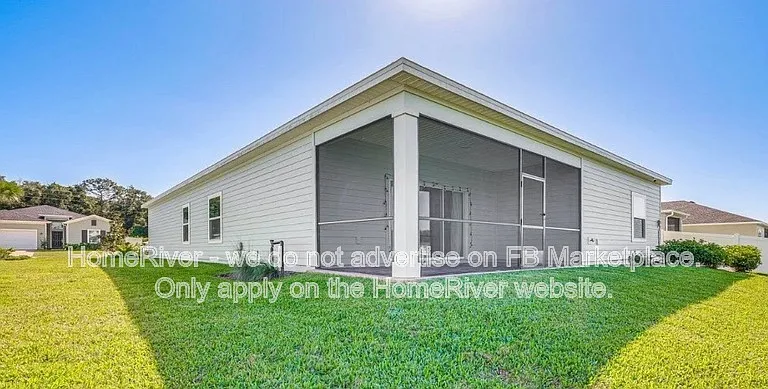 4522 NW 14th Loop — Photo 2