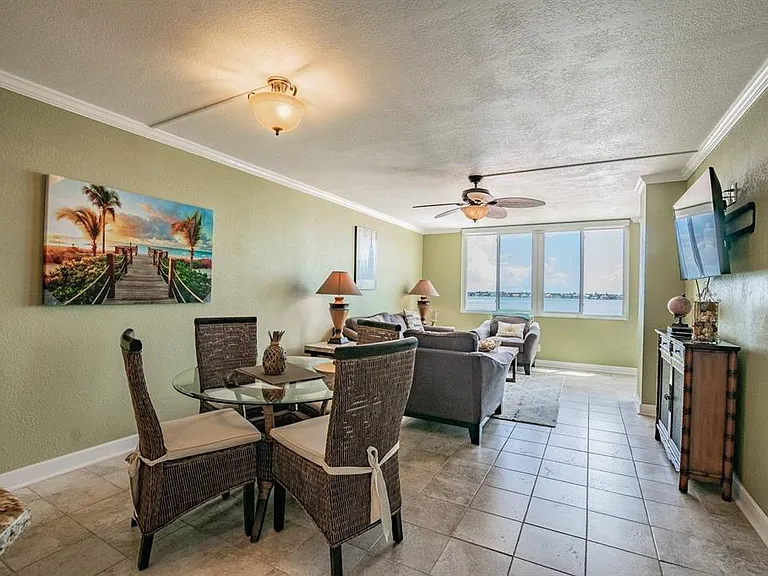 6295 Bahia Del Mar Cir #401 — Photo 7