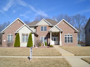 1821 Autumn Rdg, Washington, IL 61571