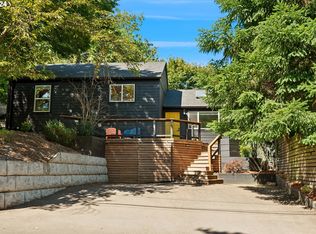 7301 SW Capitol Hill Rd, Portland, OR 97219